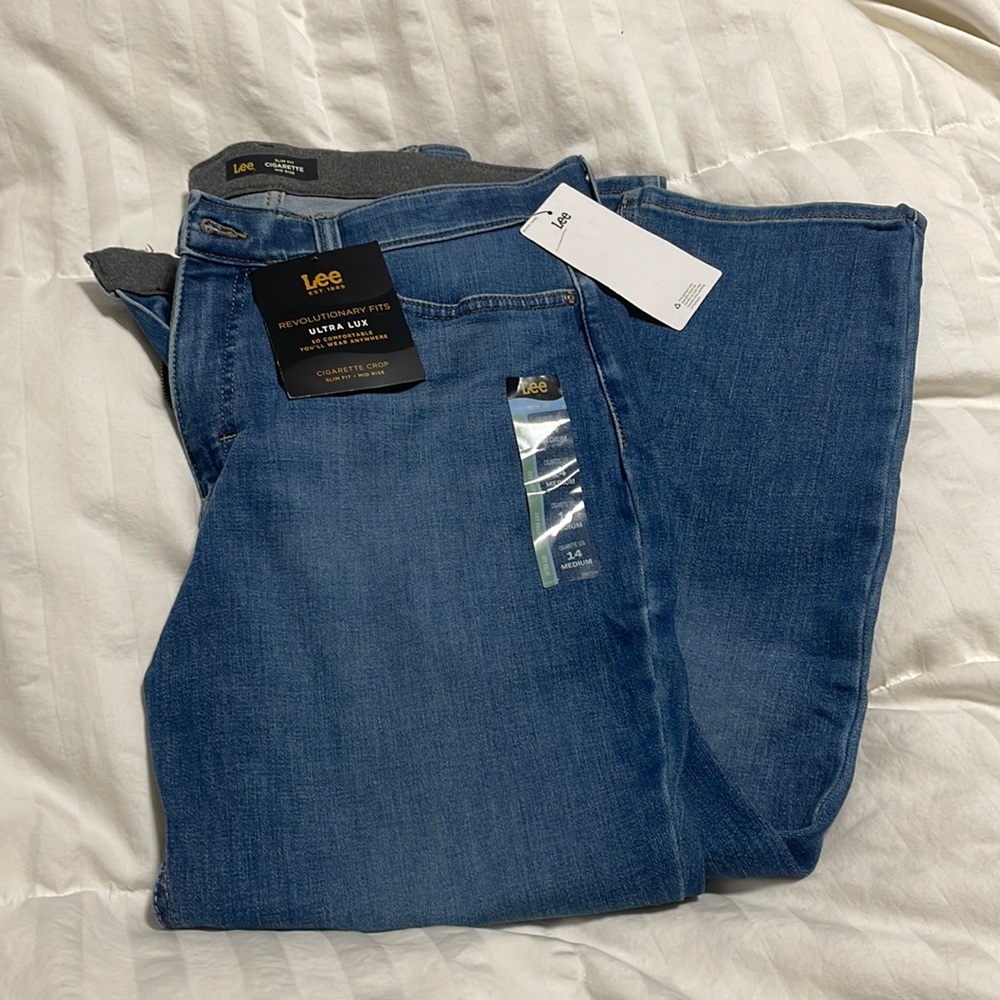 Women’s jeans